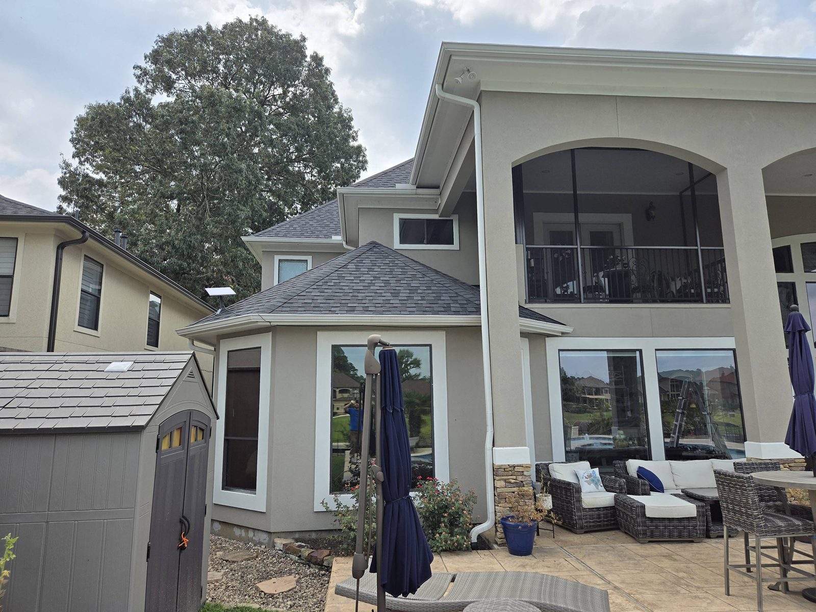 Patio and exterior