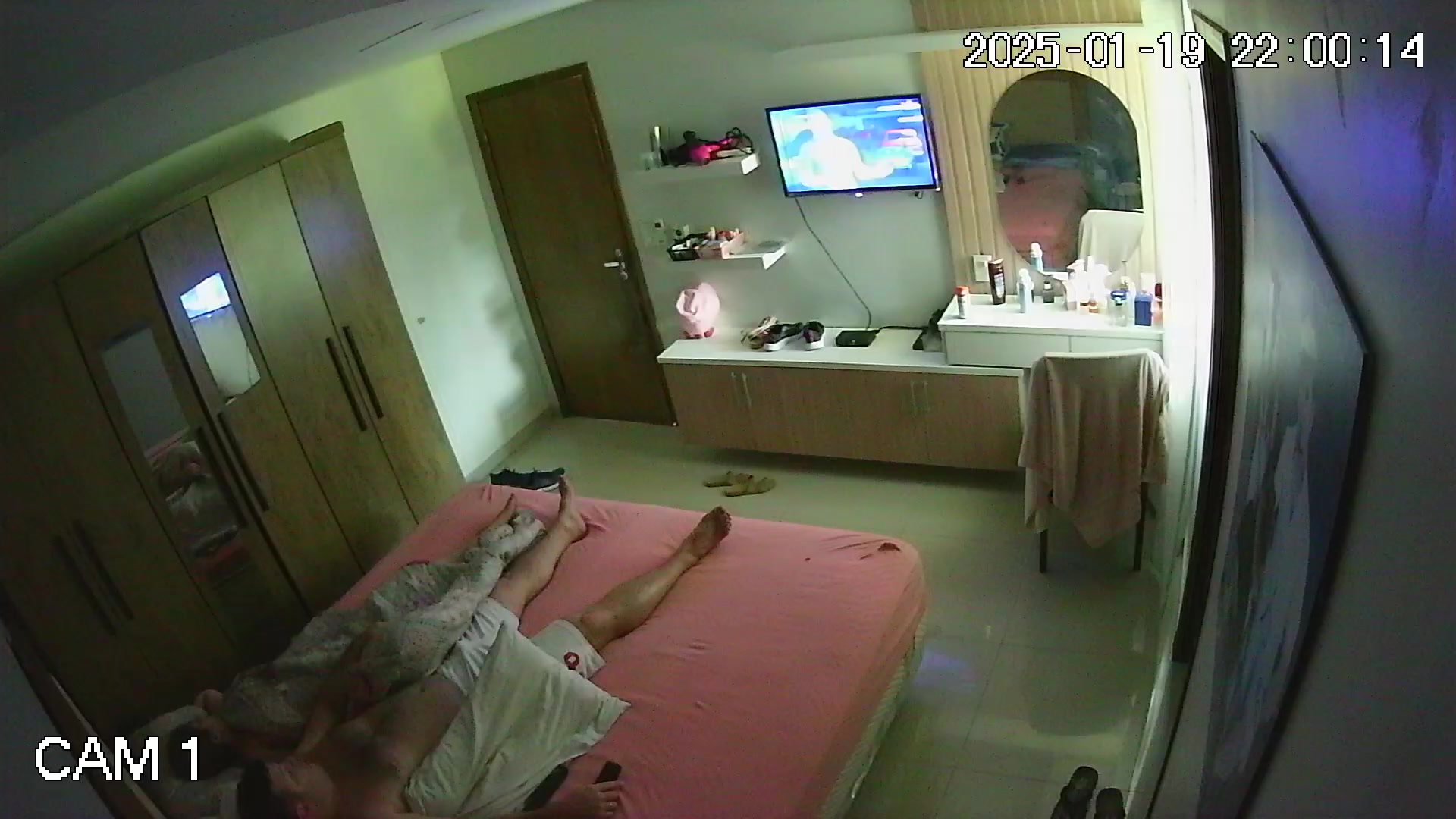 Hidden Voyeur 2 — 1_4997181765857576612 — screenshot 2