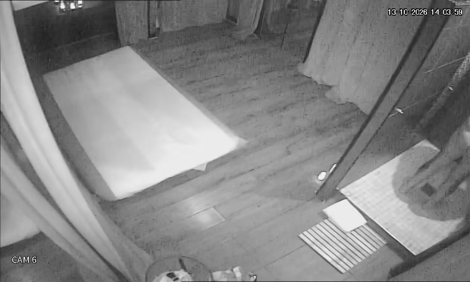 Hidden Voyeur 2 — 2M (50) — screenshot 2