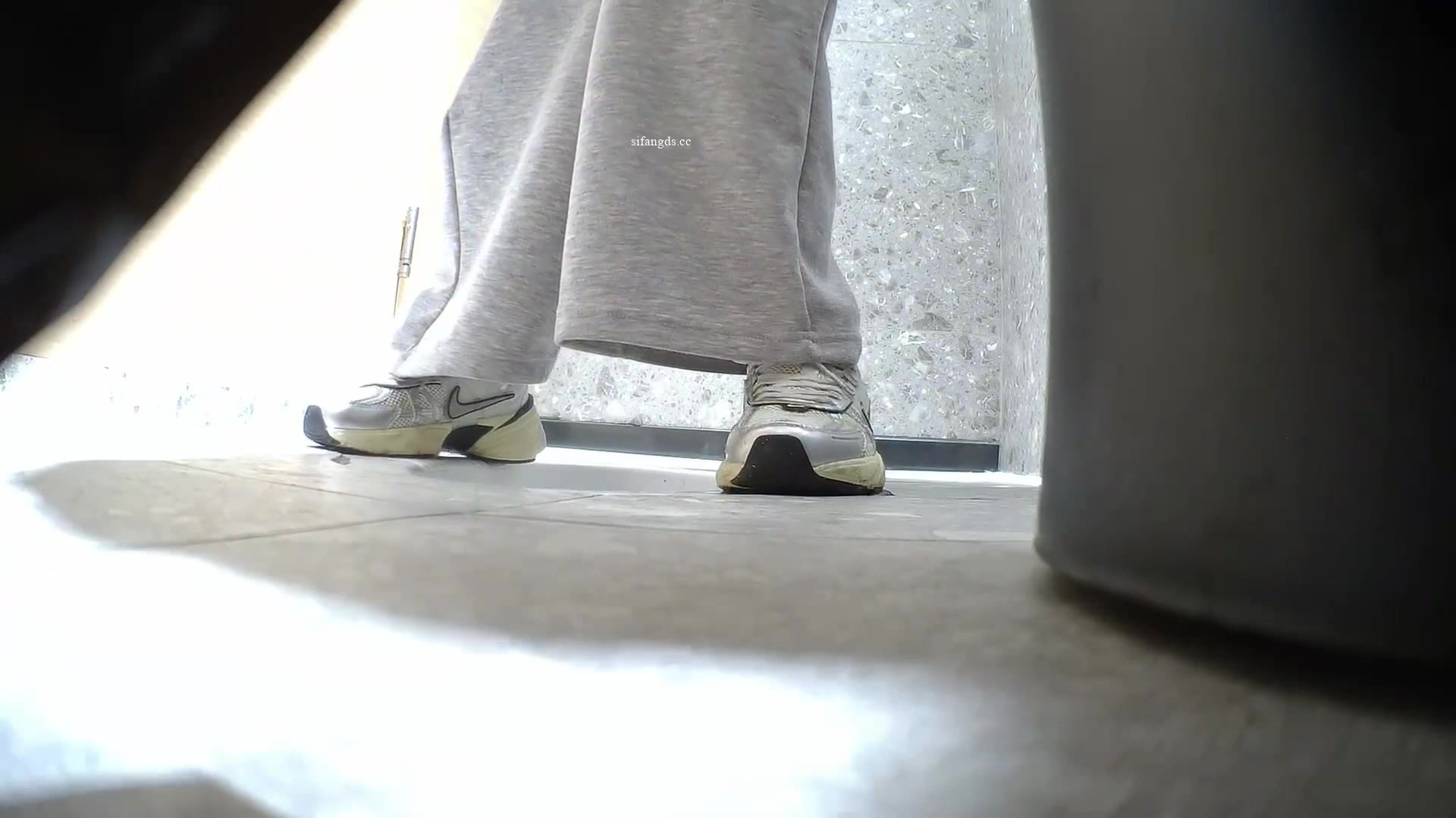 Toilet Spy — 0427(16) — screenshot 2