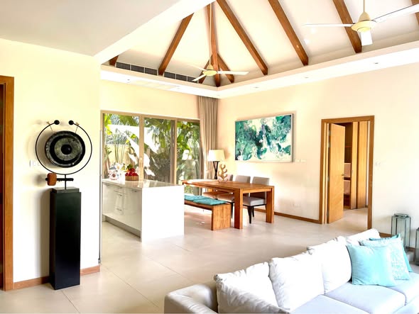 Elegant 3-Bedroom Pool Villa in Trichada — รูป 4