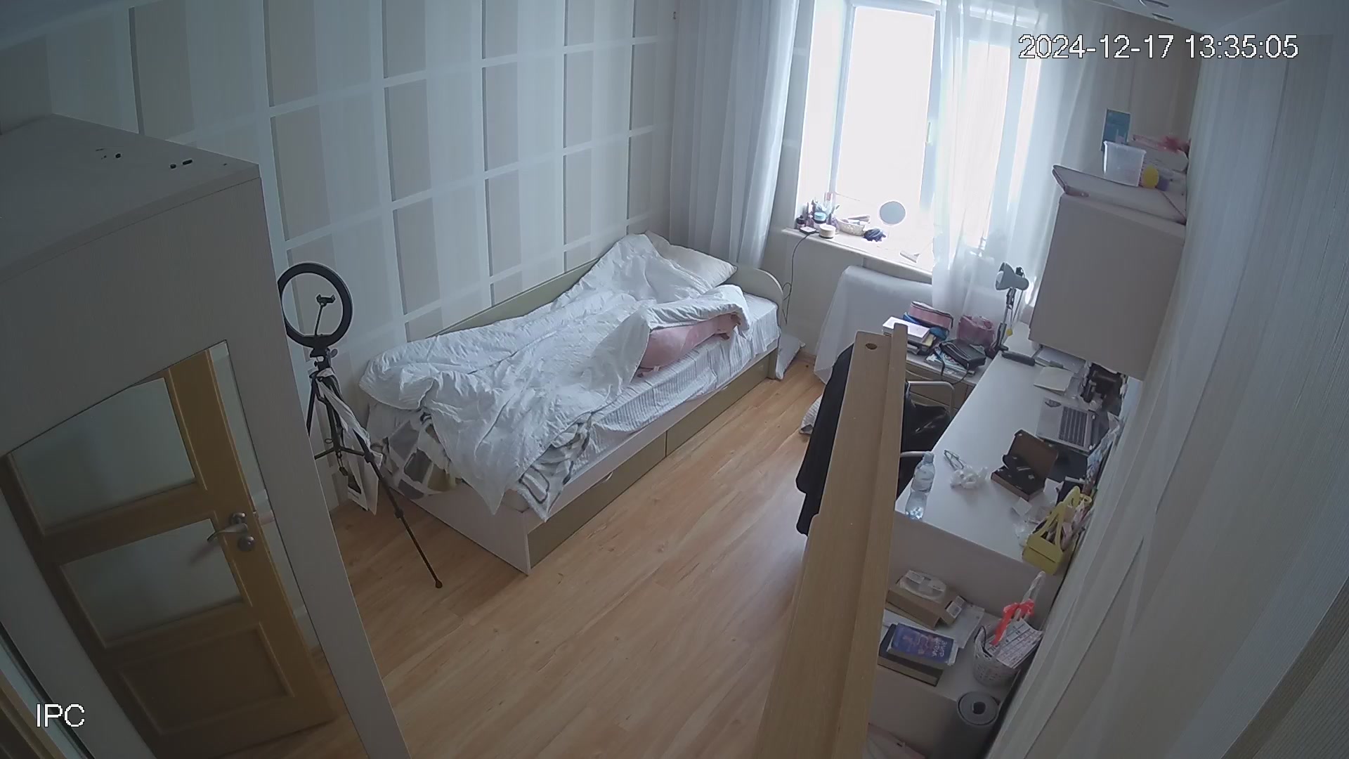 Hidden Voyeur 2 — 1_5059875502261536584 — screenshot 2