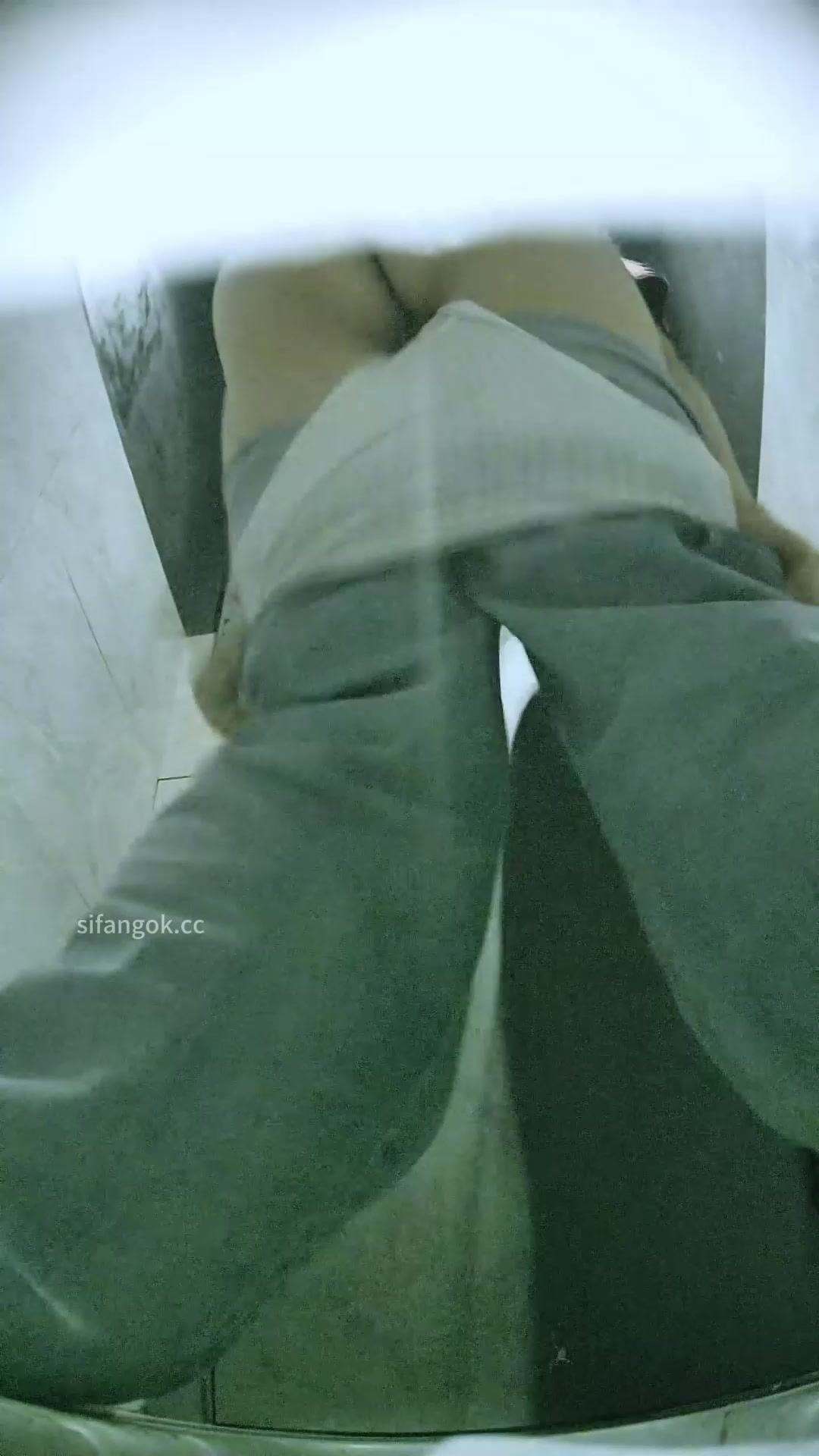 Toilet Spy — 0106(40) — screenshot 2