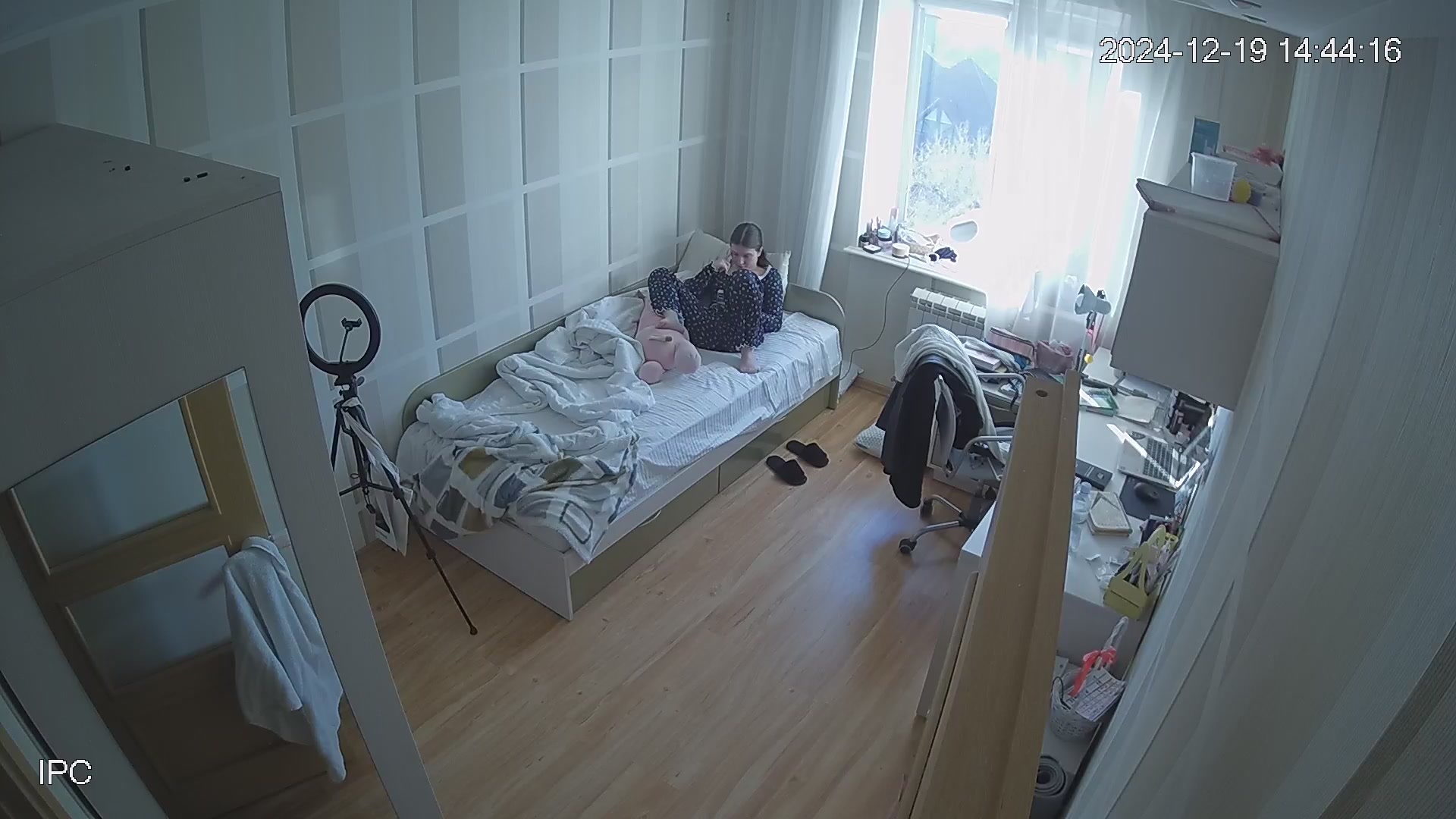 Hidden Voyeur 2 — 1_5059875502261536591 — screenshot 2