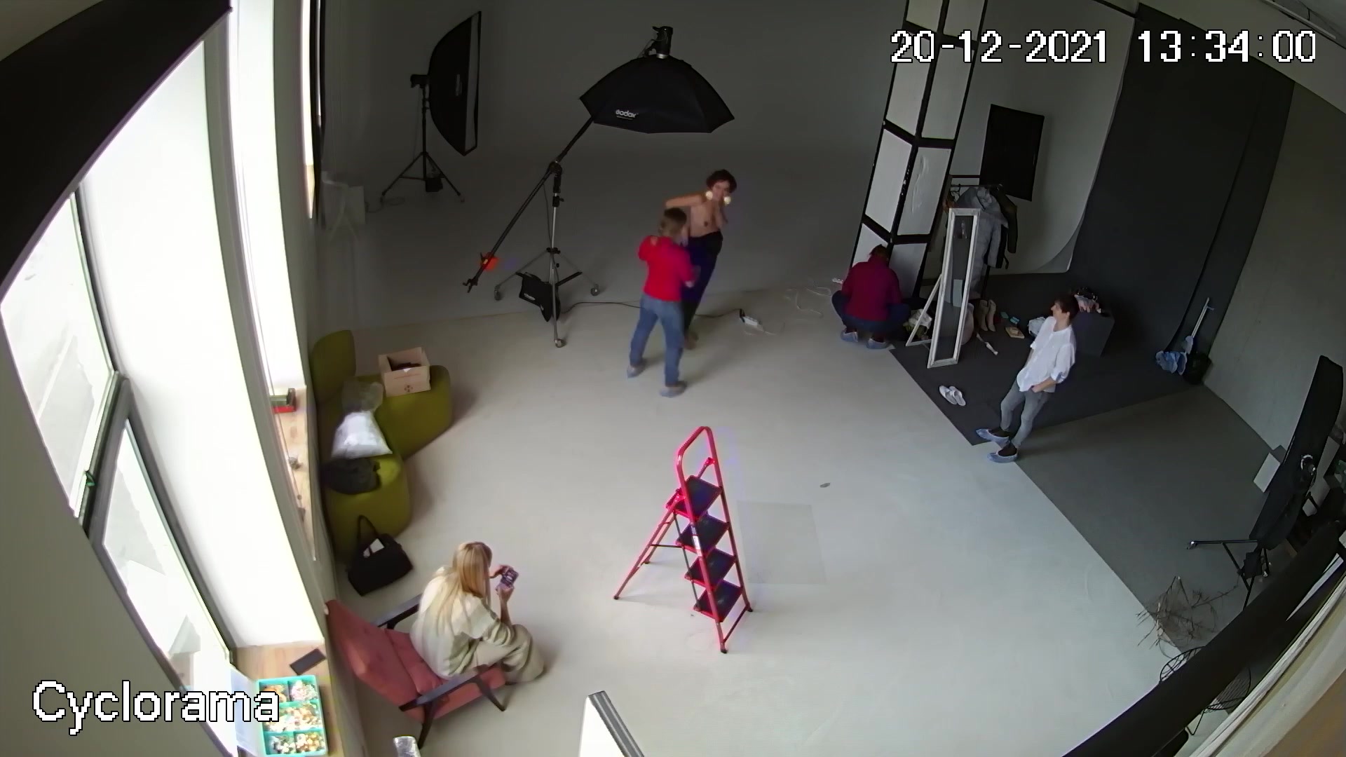 Hidden Voyeur 2 — 4_5773792091553404225 — screenshot 2