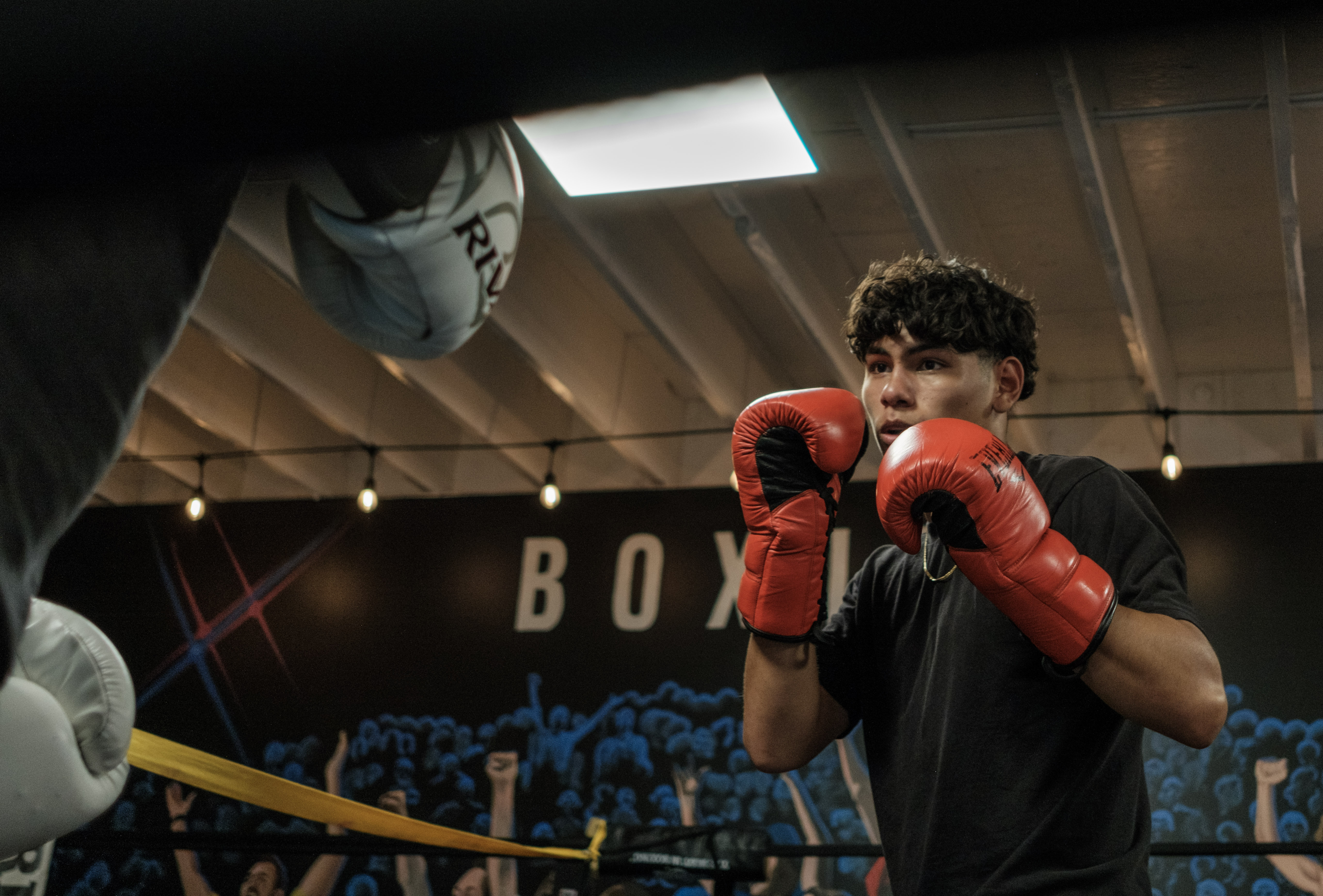 Youth boxing classes for kids ages 8 to 16 at Sugar Boxing Academy Encinitas CA