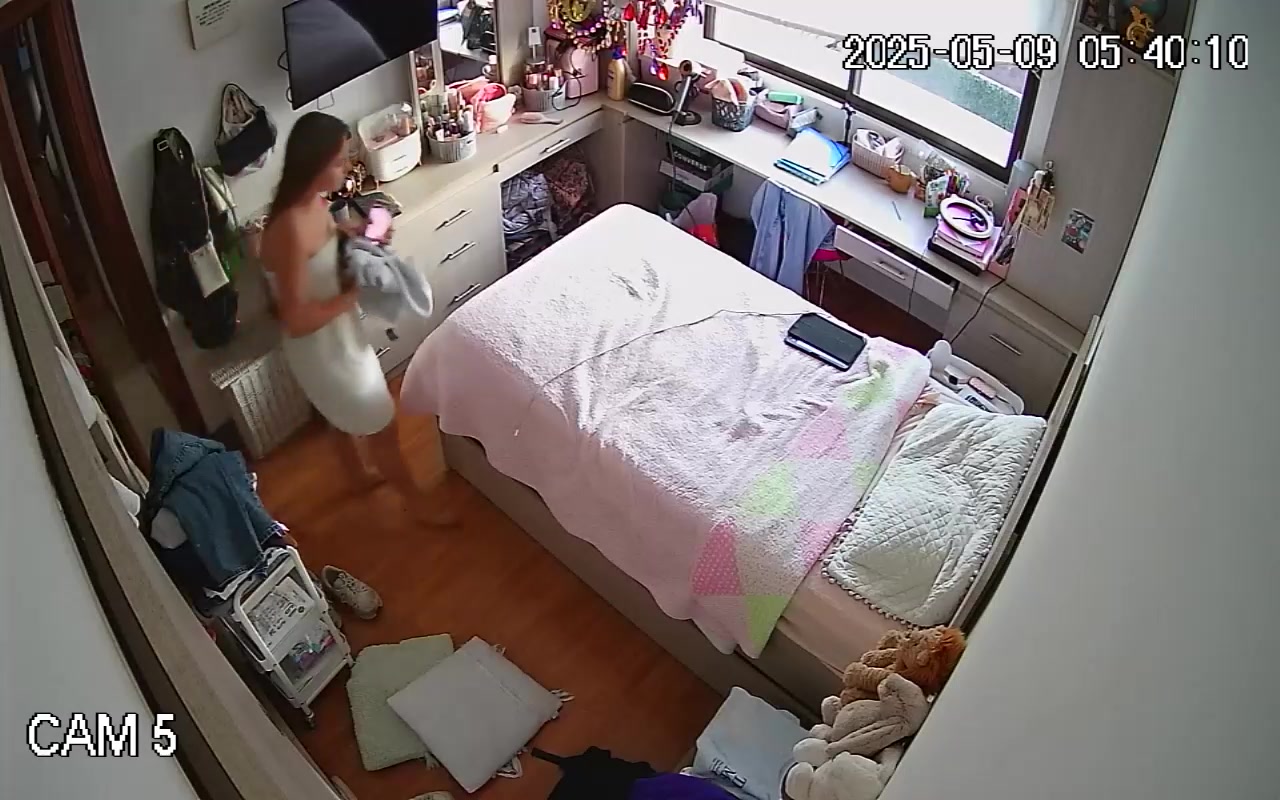 Hidden Voyeur 2 — 1_5181882157202670924 — screenshot 2
