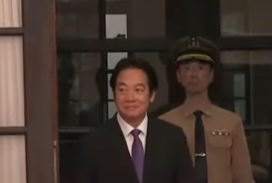 [討論] 賴清德為什麼笑這麼開心