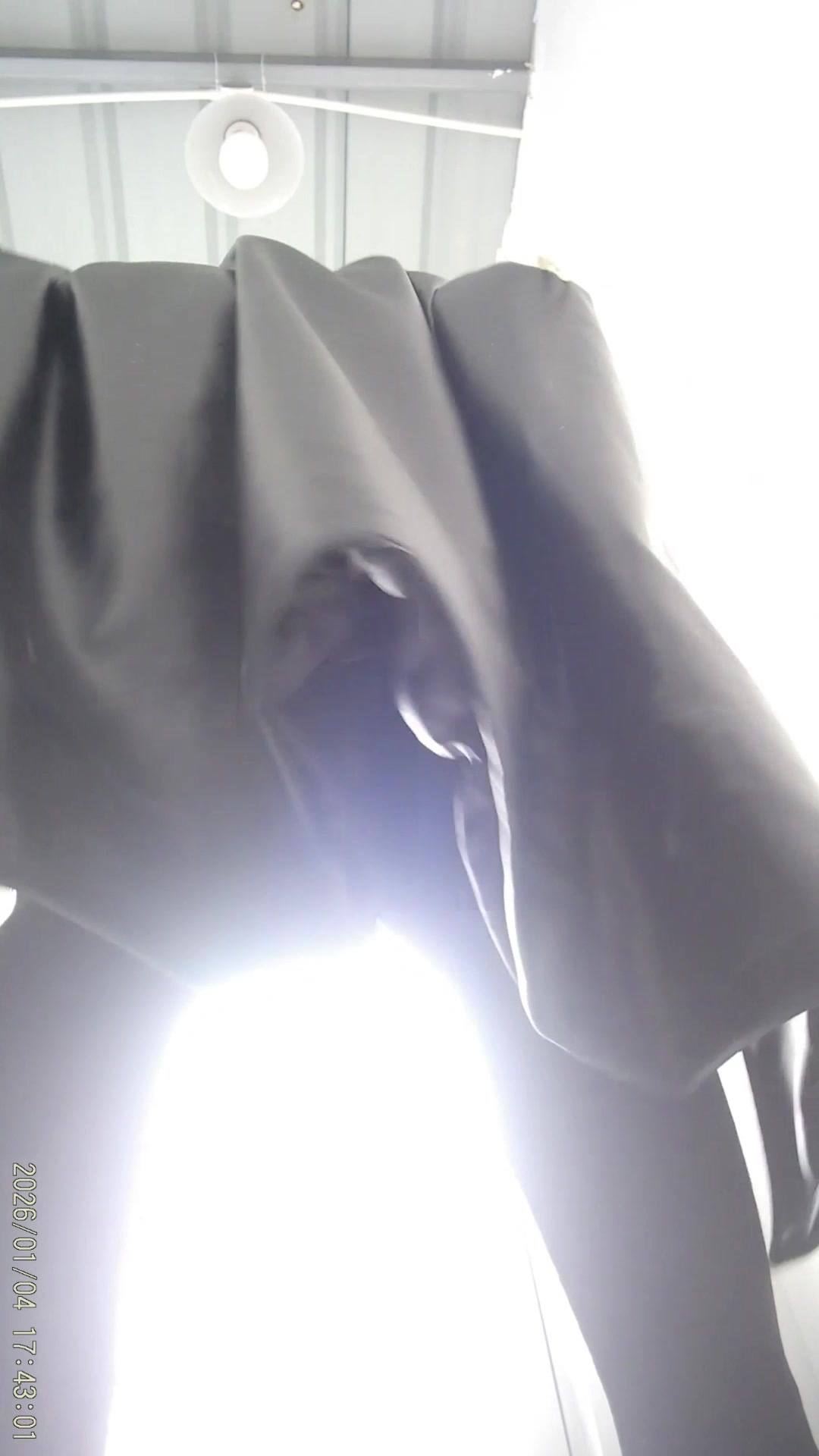 Toilet Spy — 0506(15) — screenshot 2