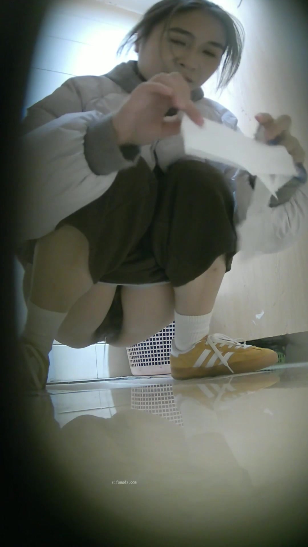 Toilet Spy — 0407 (1)(27) — screenshot 2