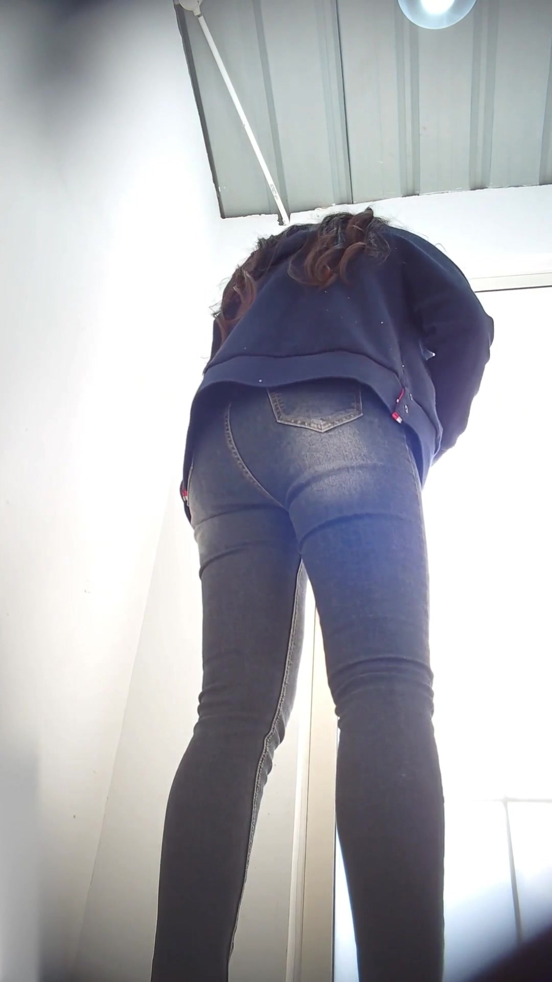 Toilet Spy — 0310(49) — screenshot 2