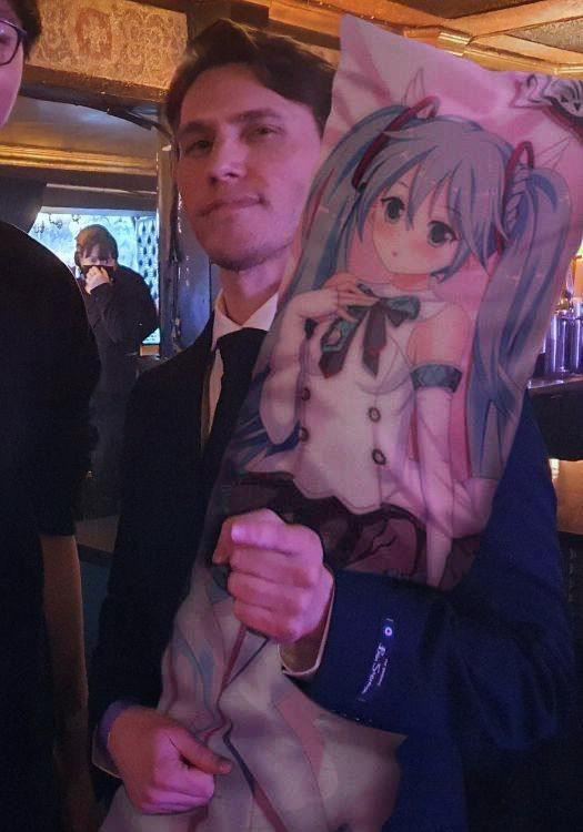 little gay jerma and miku