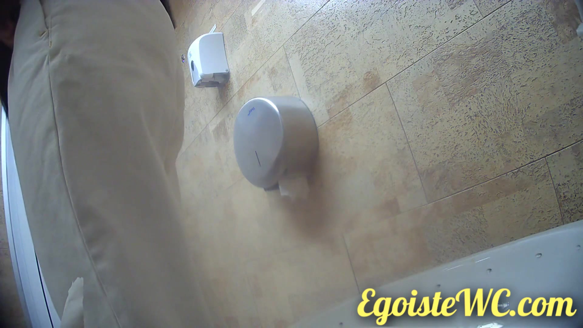 Toilet Spy — 0610(15) — screenshot 2