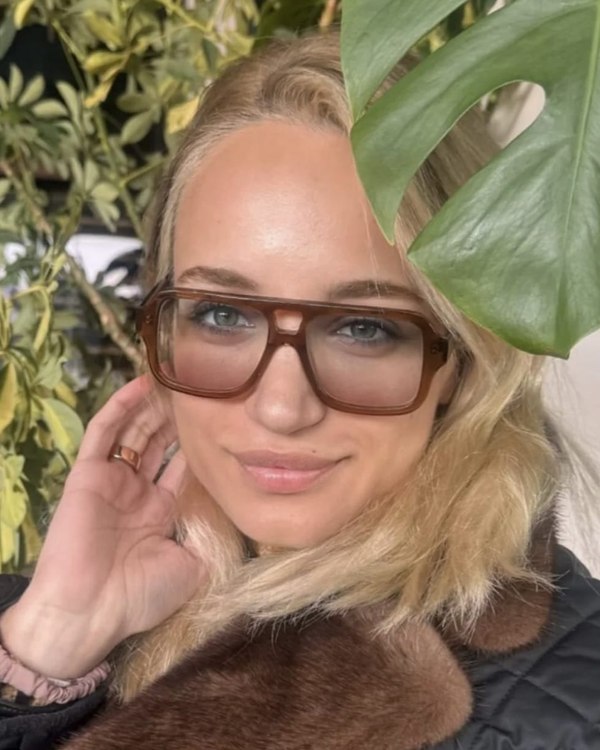 Melisa Sabancı Tapan MEMO gözlük