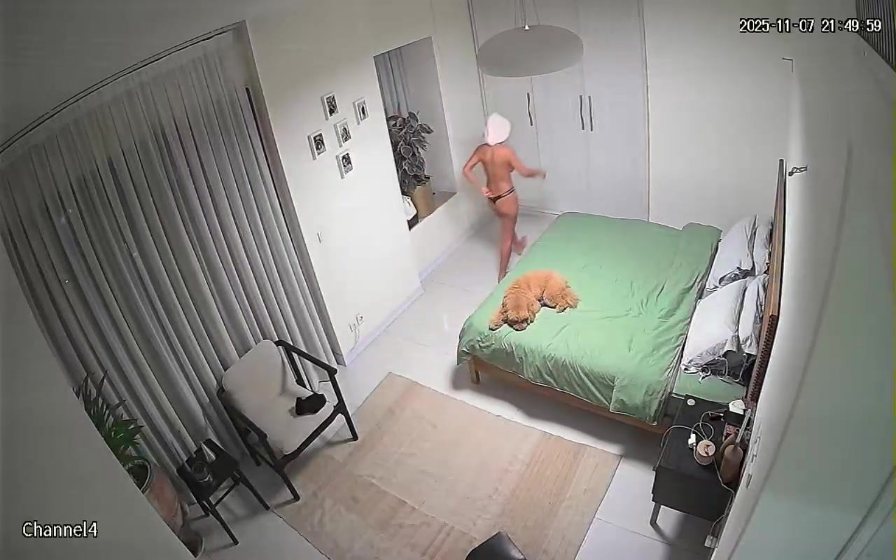 Hidden Voyeur — 1_5179177156734879568 — screenshot 2
