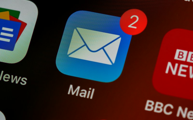 Xây dựng danh sách email