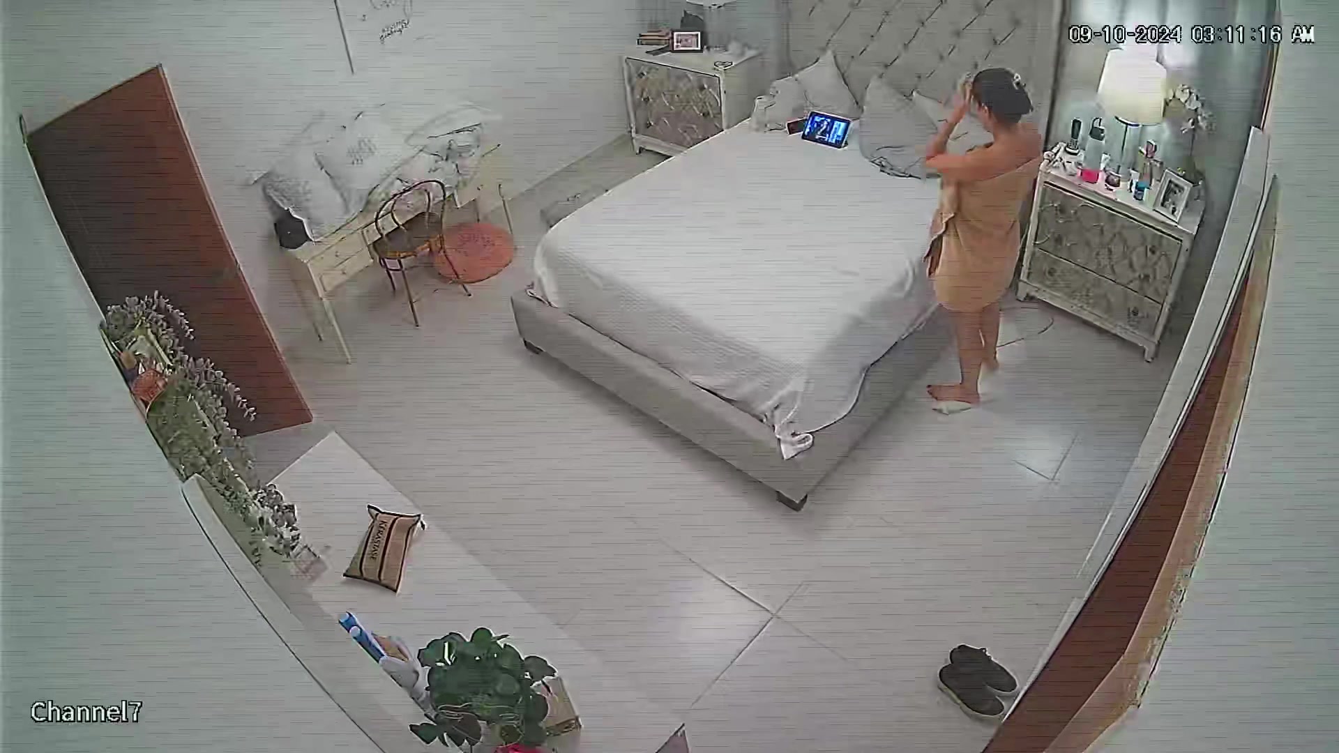 Hidden Voyeur — 1_5120938546957387722 — screenshot 2