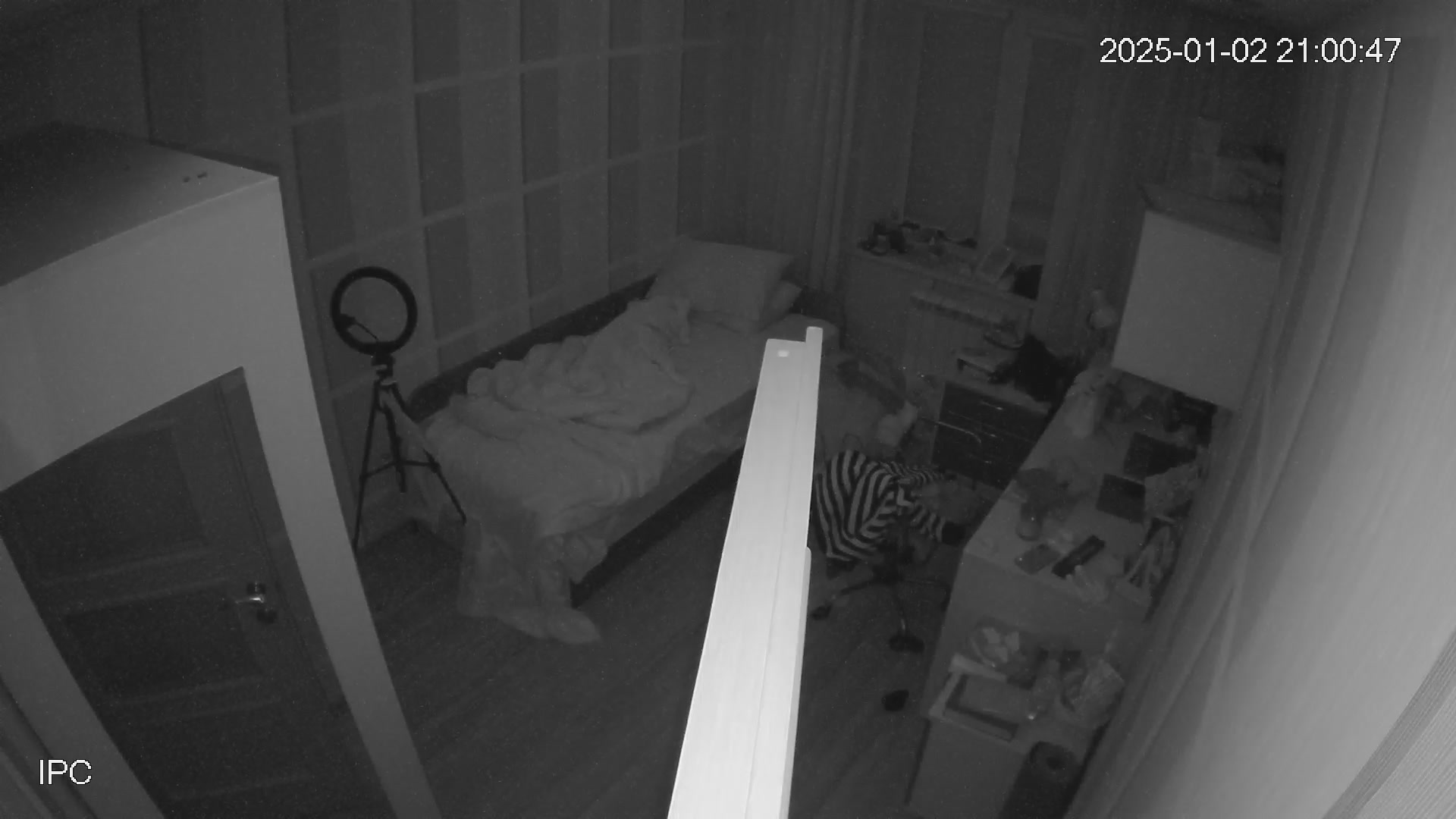 Hidden Voyeur 2 — 1_5059875502261536596 — screenshot 2