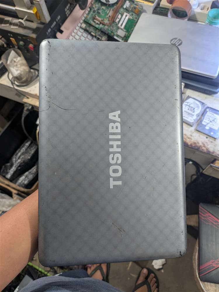 Casing & Kerangka Laptop Toshiba Satellite foto 1