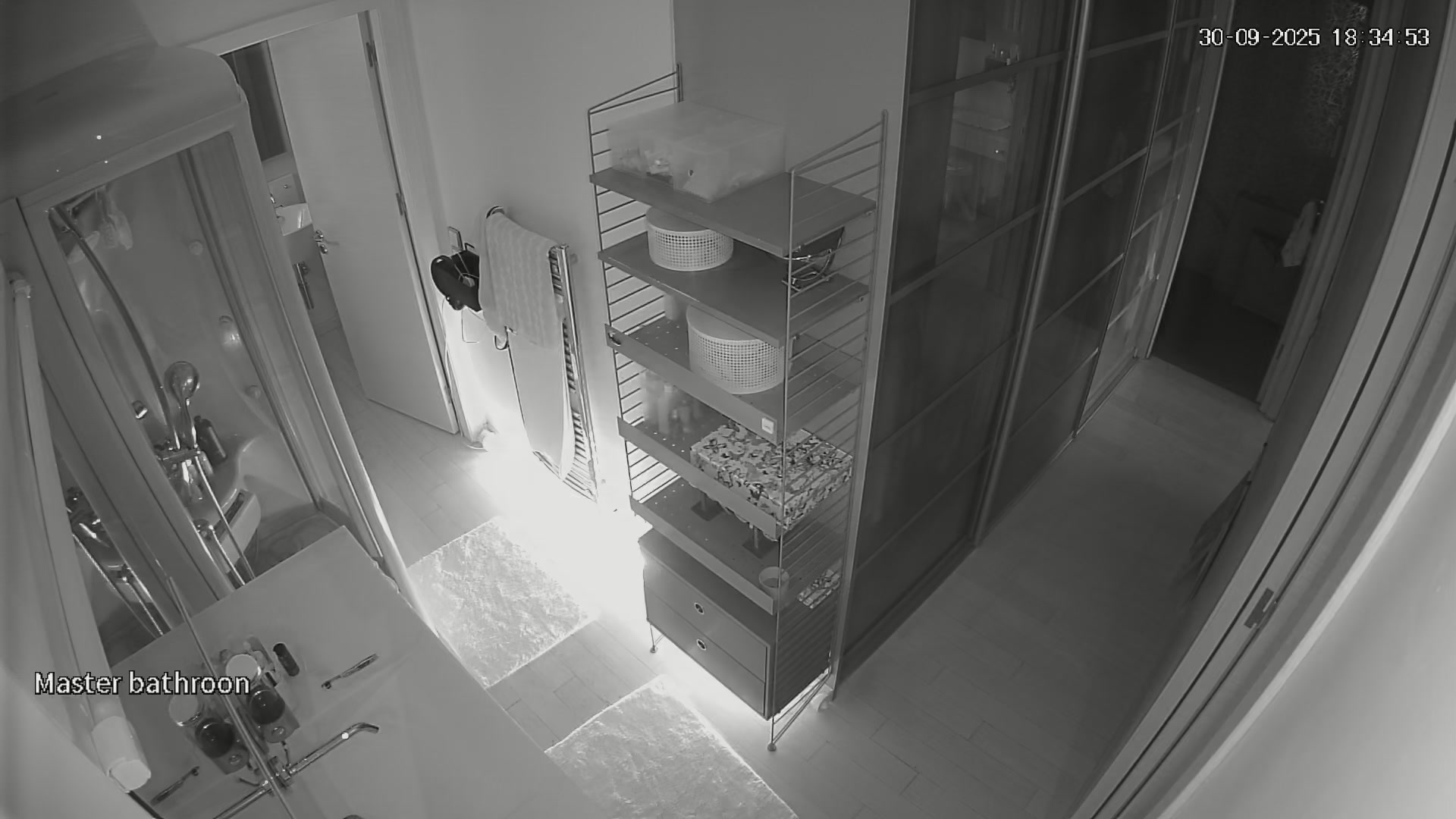 Hidden Voyeur 2 — 4_5830179359972924792 — screenshot 2