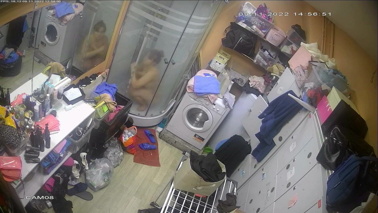 Hidden Voyeur 2 — 0730(23) — screenshot 2