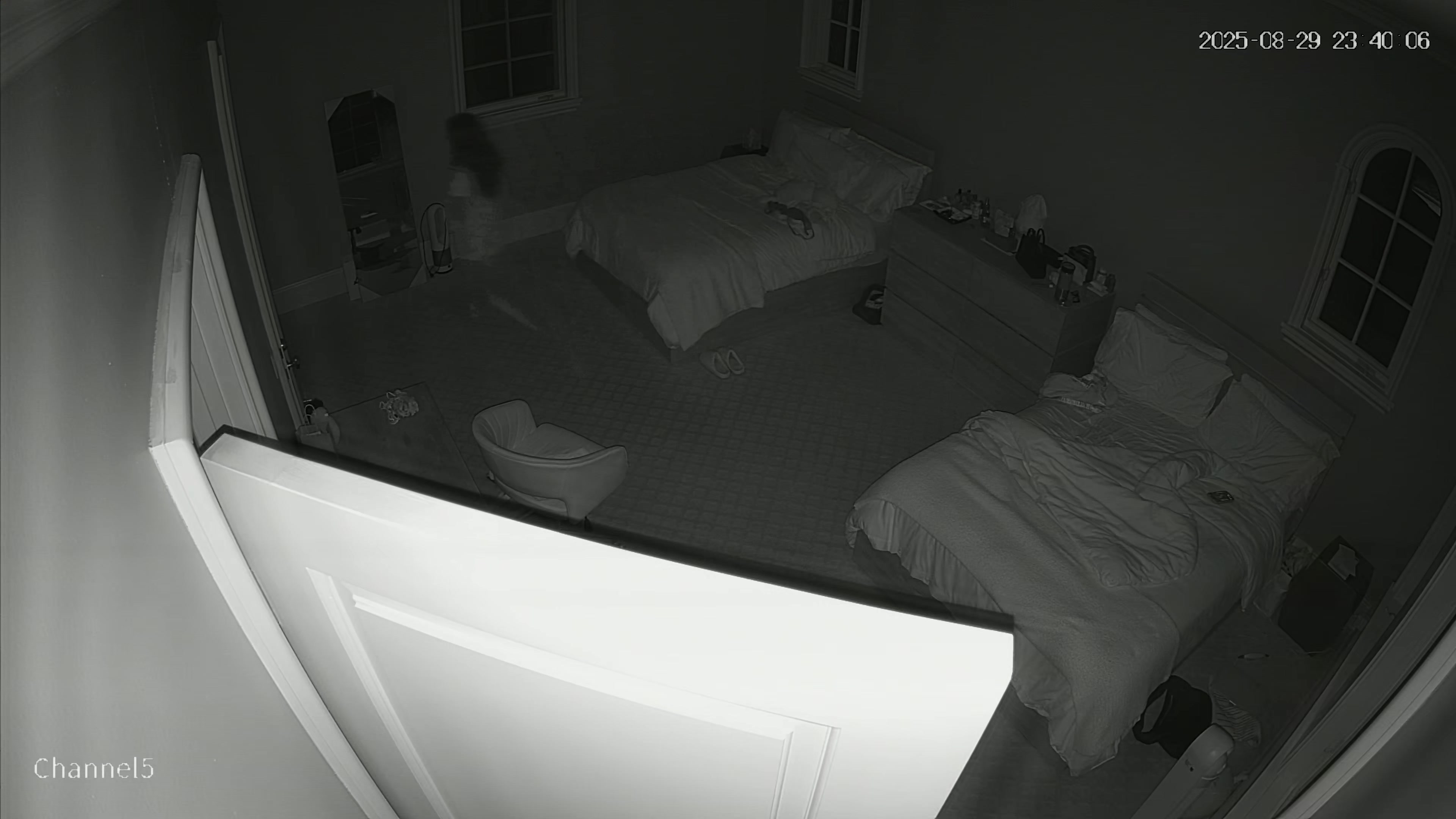 Hidden Voyeur 2 — 1_5132060515094234642 — screenshot 2