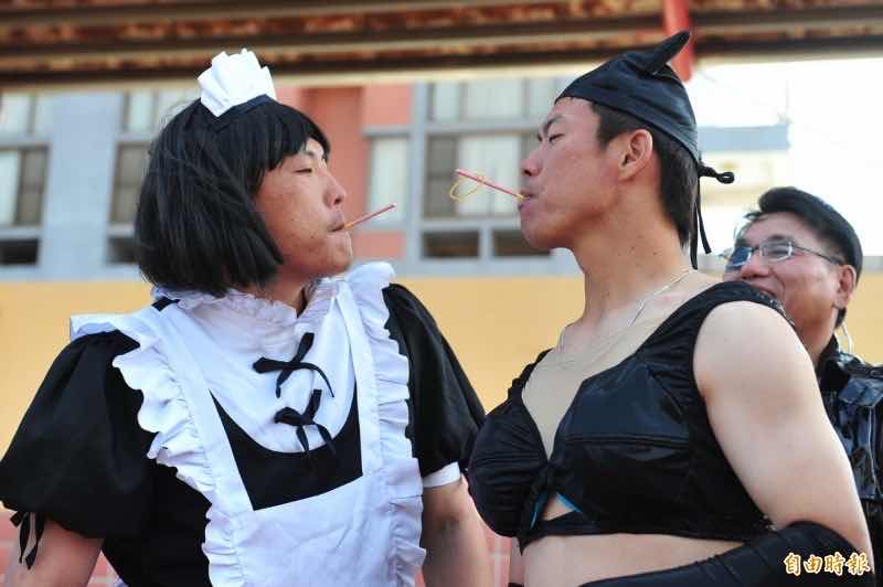 [情報] 樂天桃猿FB-穿女僕裝進場換平日門票 - 棒球 - PTT.BEST 批踢踢爆文