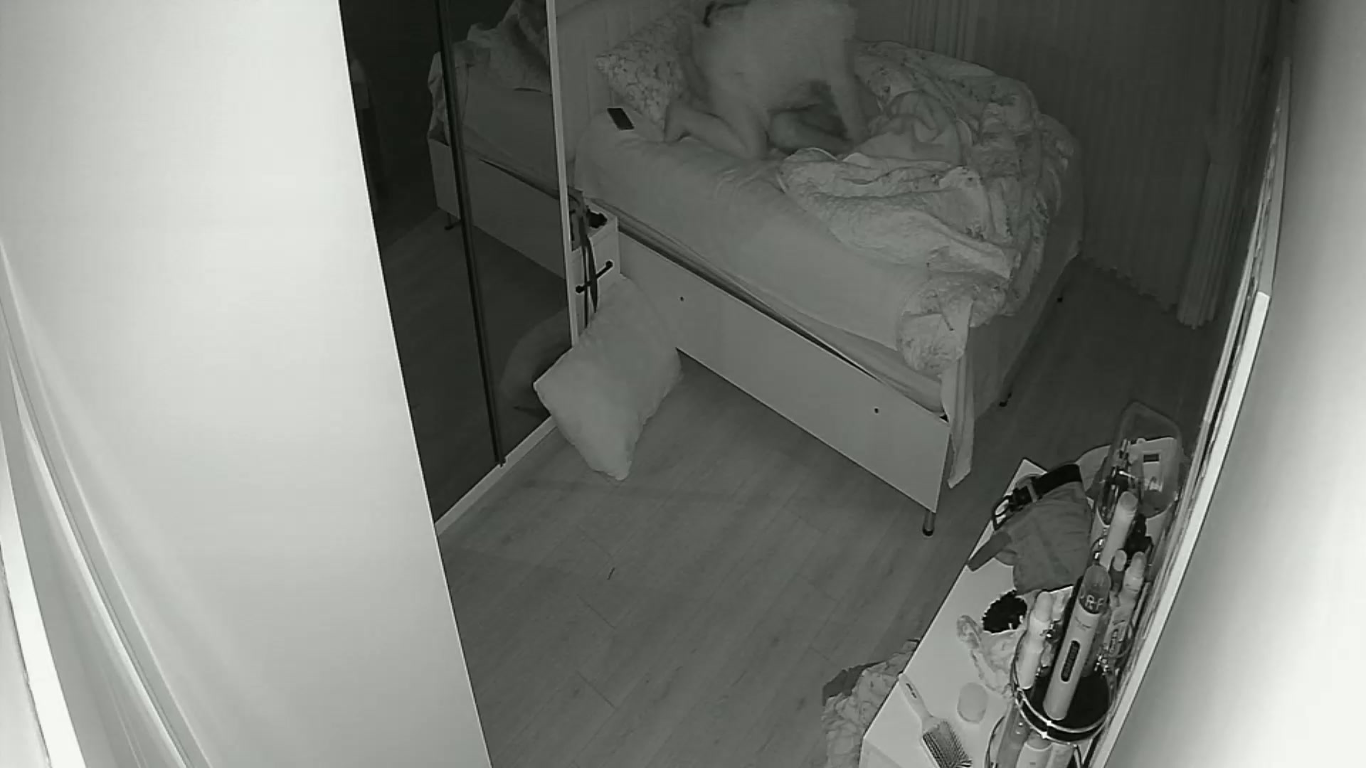 Hidden Voyeur — 1_5048634043839547317 — screenshot 2