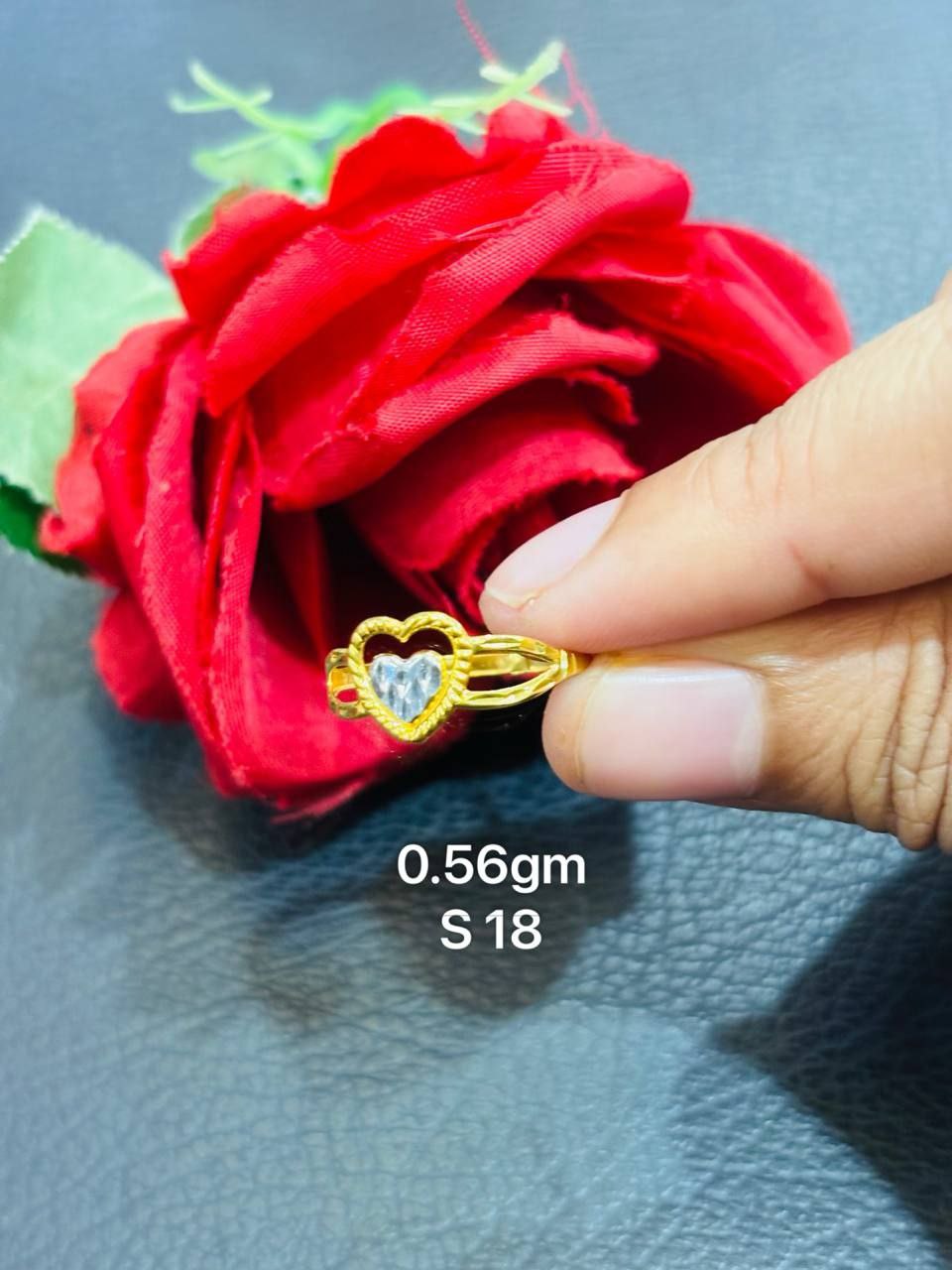 Rantai Pinggang Emas