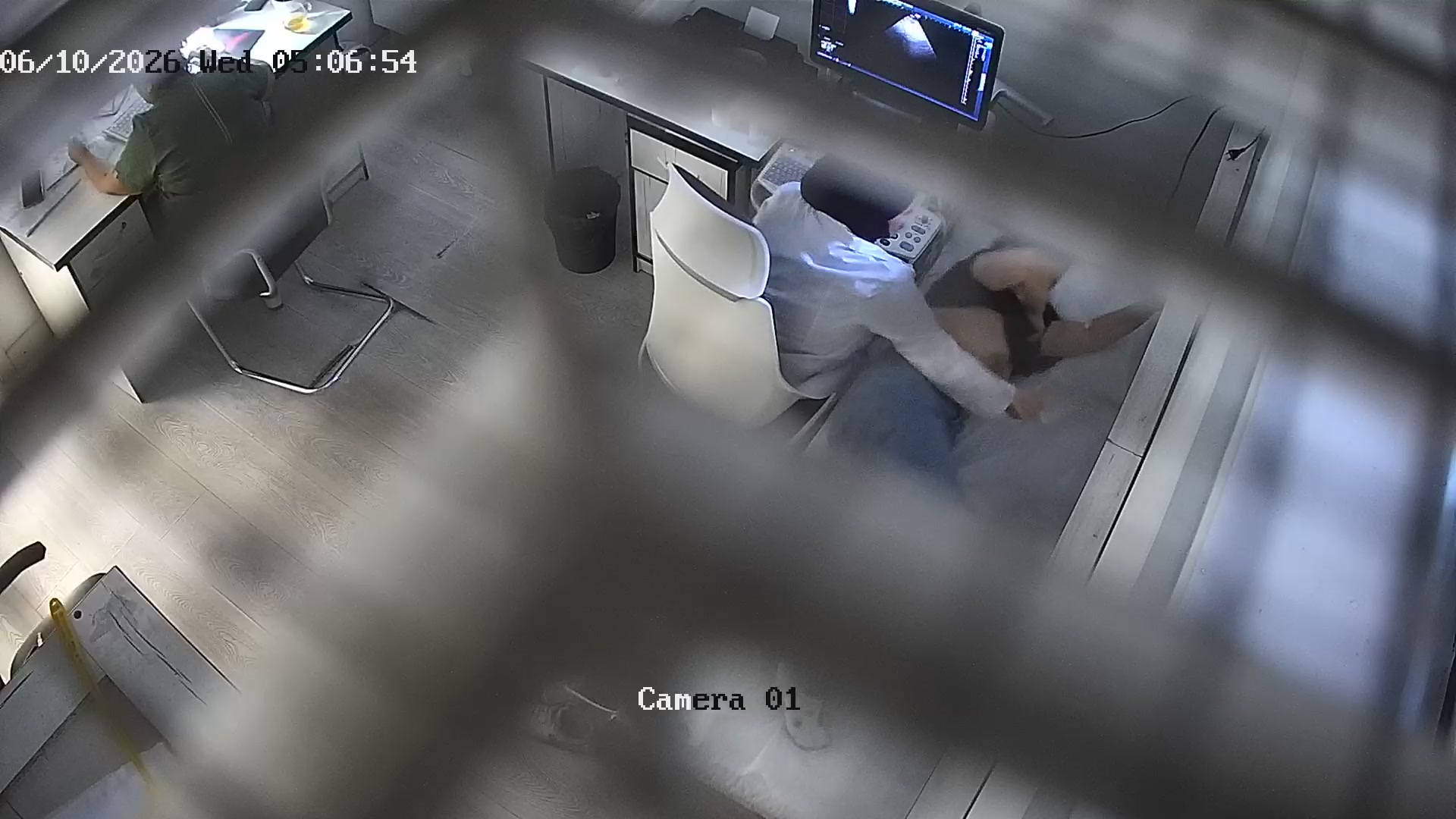 Hidden Voyeur 2 — Clinic 1108 (299) — screenshot 2