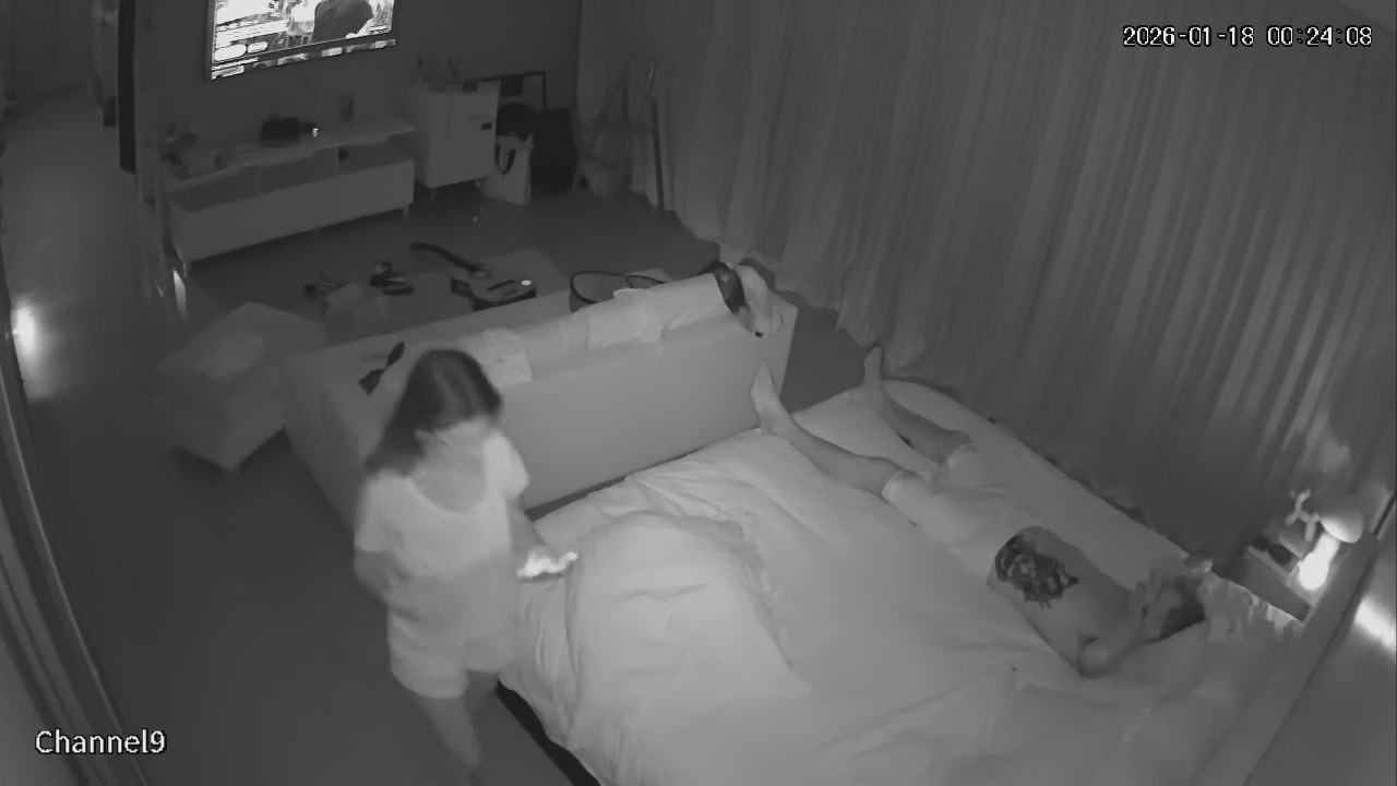 Hidden Voyeur — 1_4929612700406778098 — screenshot 2