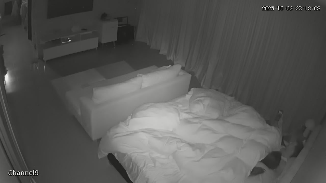 Hidden Voyeur — 1_4929612700406778088 — screenshot 2