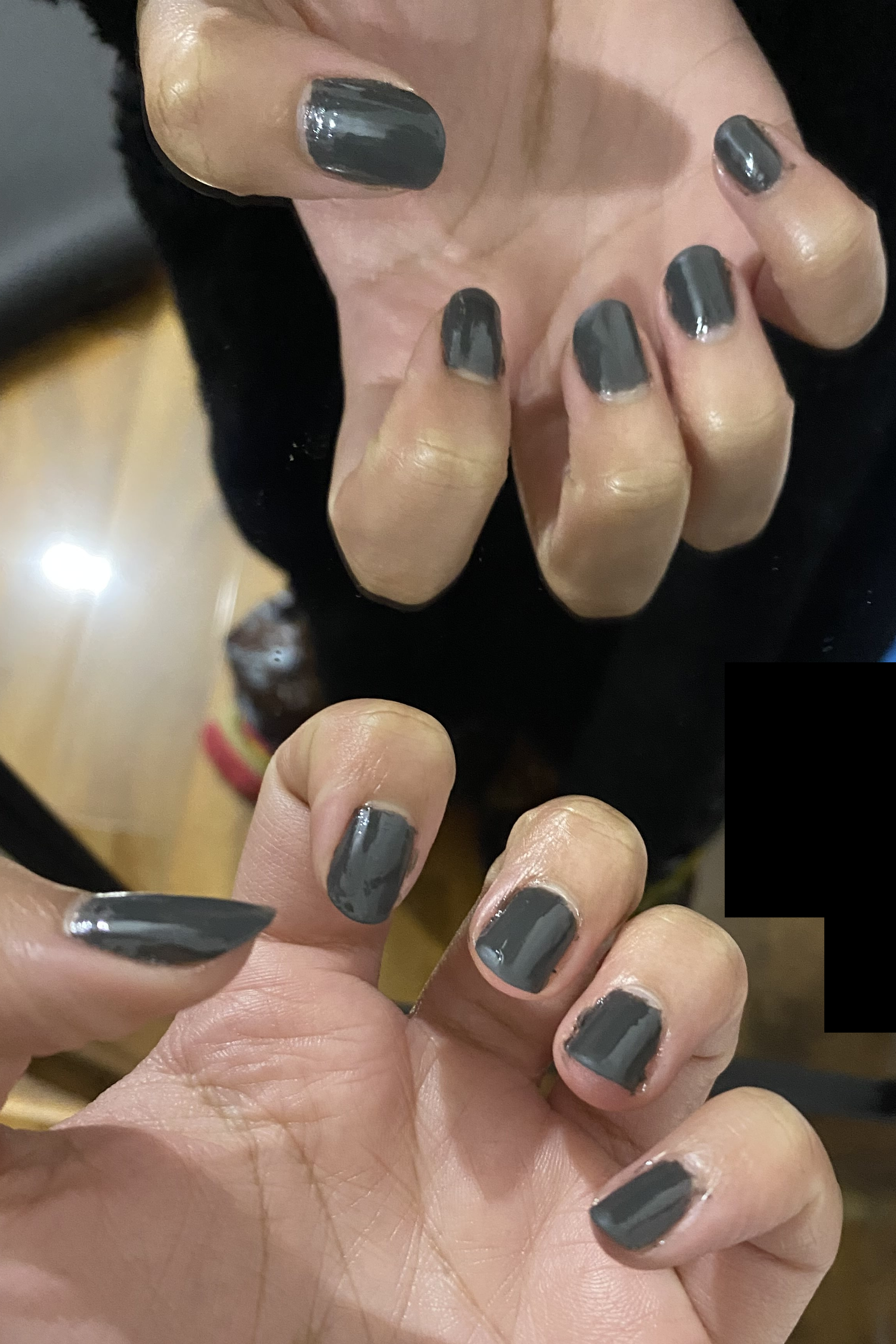 Essie Powerclutch grey nails