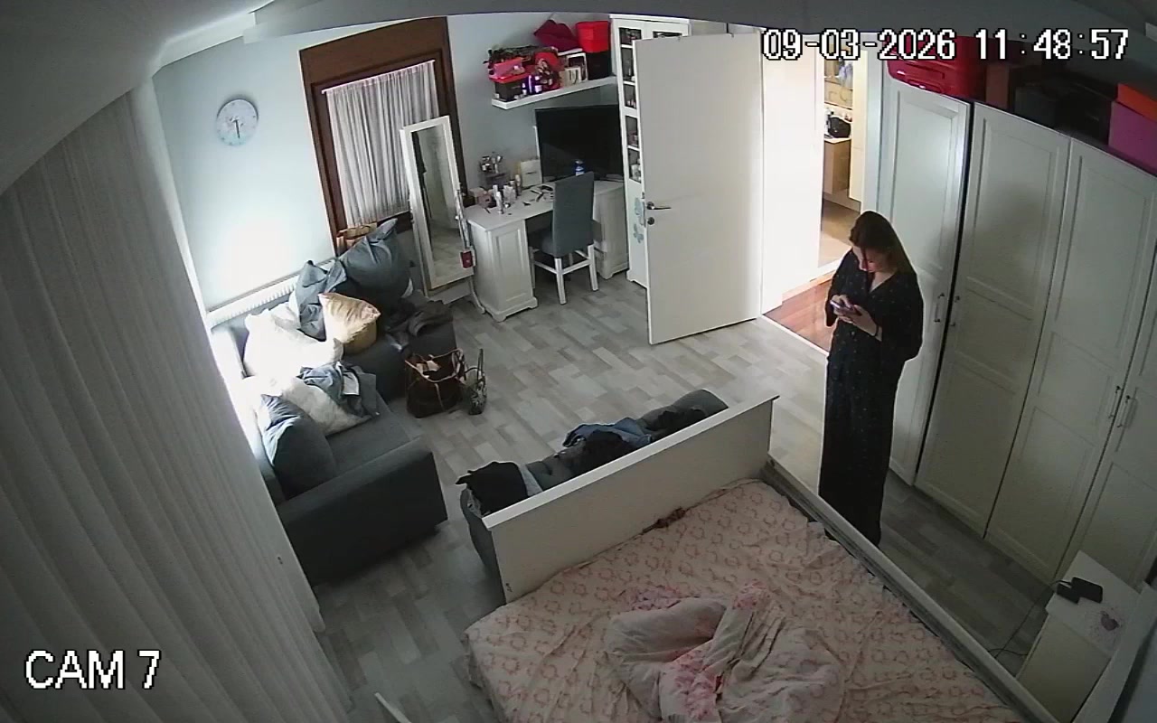Hidden Voyeur 2 — 1_4904896911669987531 — screenshot 2