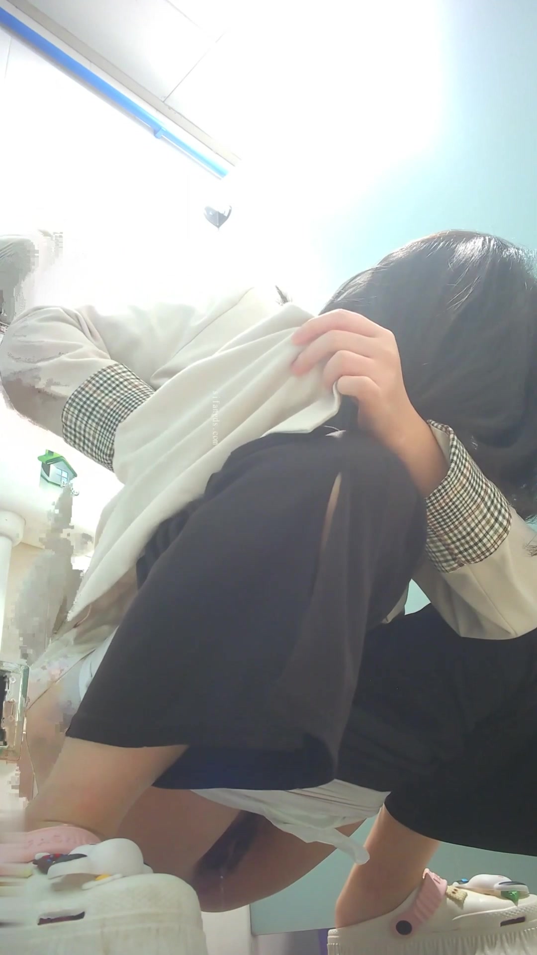 Toilet Spy — 0407 (1)(10) — screenshot 2