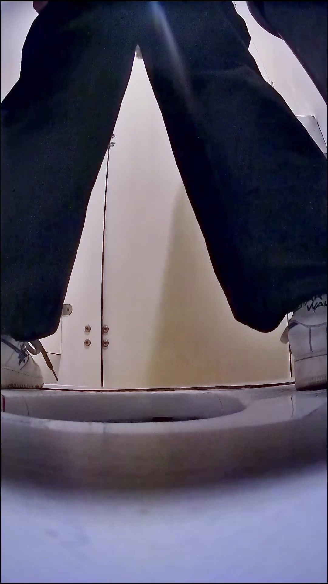 Toilet Spy — 0310(115) — screenshot 2