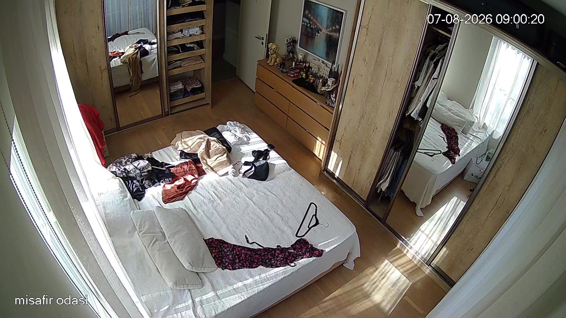 Hidden Voyeur 2 — 1_4940894067664882296 — screenshot 2