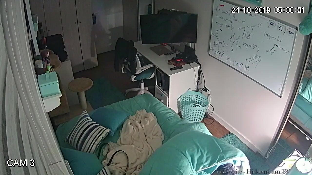 Hidden Voyeur 2 — 1_4938443389390554763 — screenshot 2