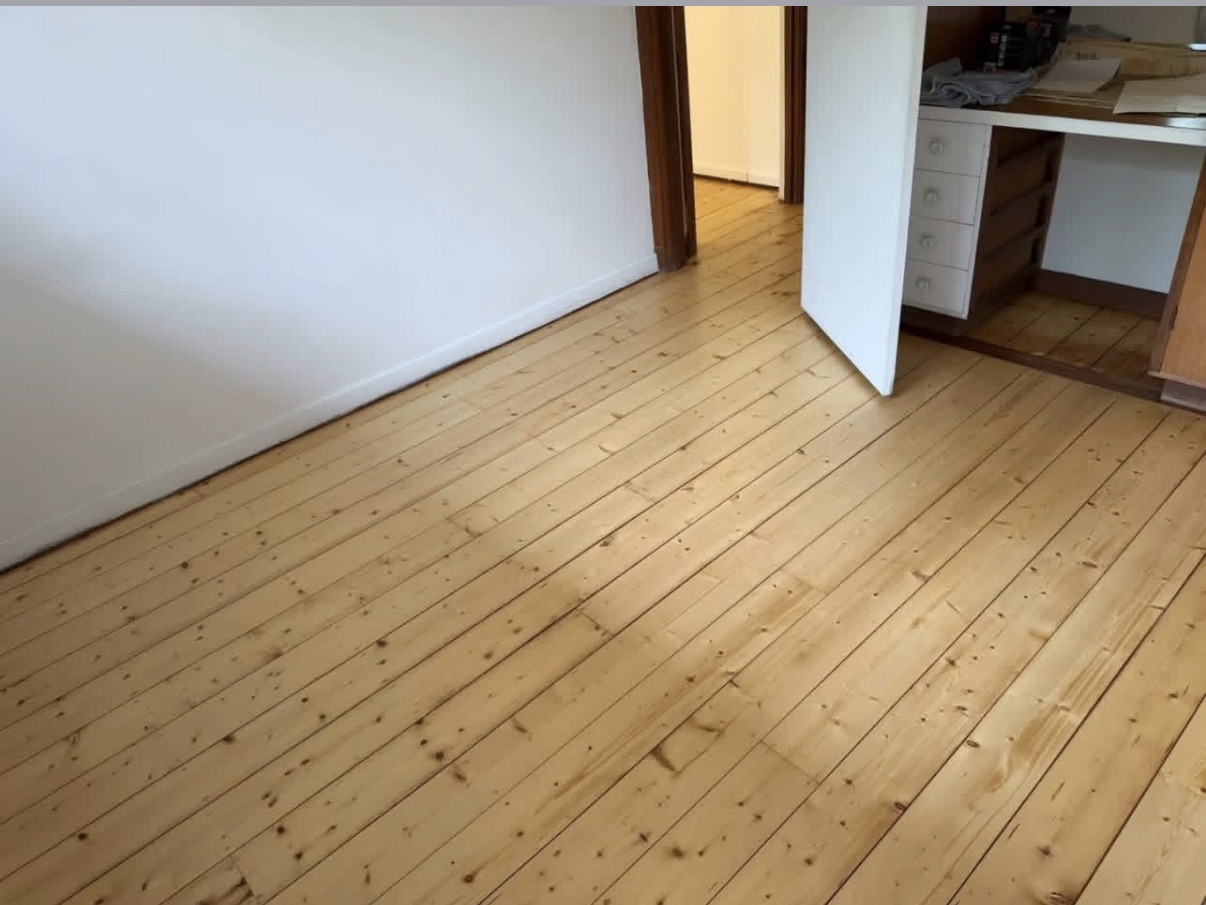 Bainbridge Pine Refinish photo 19