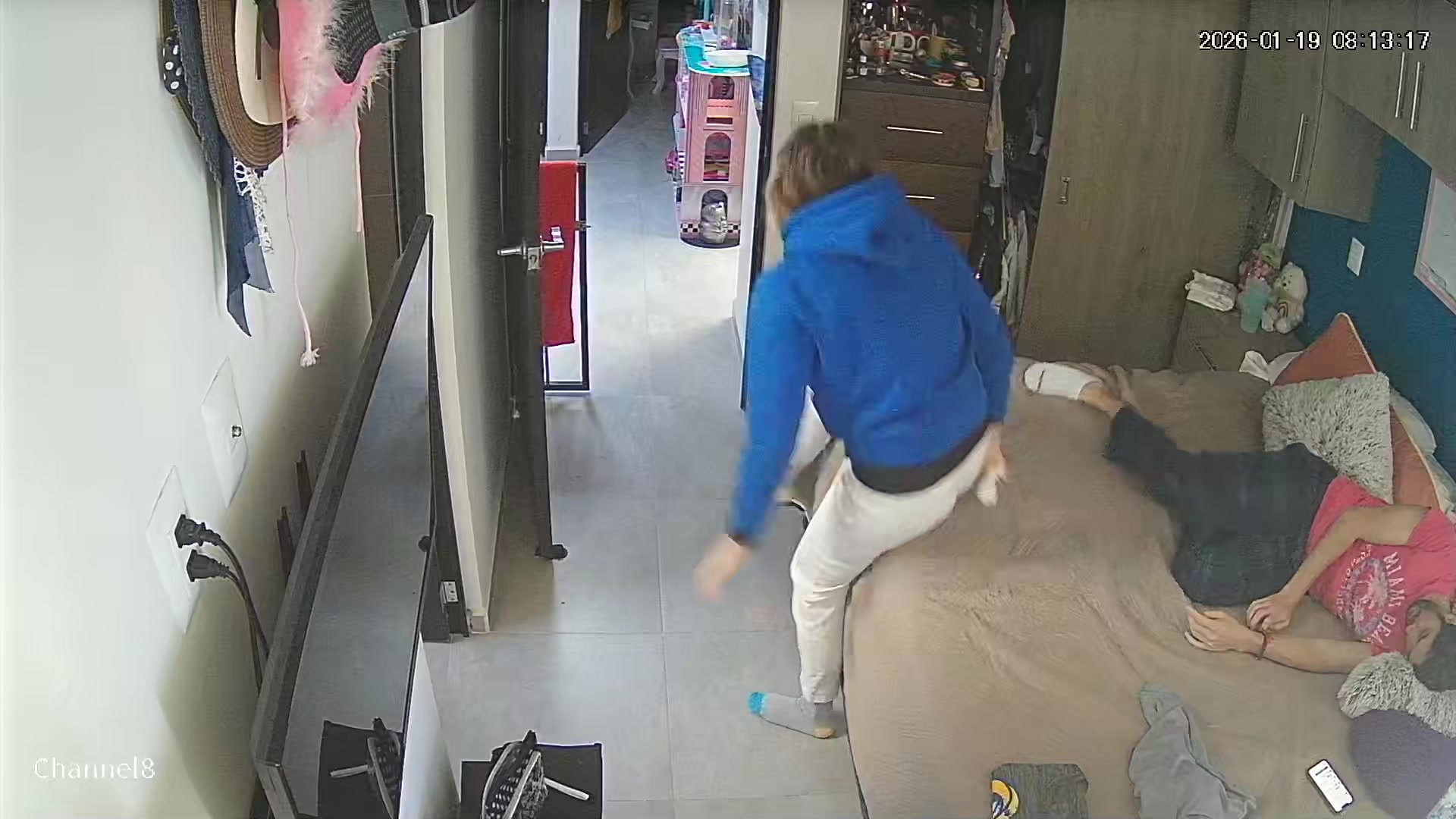Hidden Voyeur 2 — 1_4911608133077436006 — screenshot 2