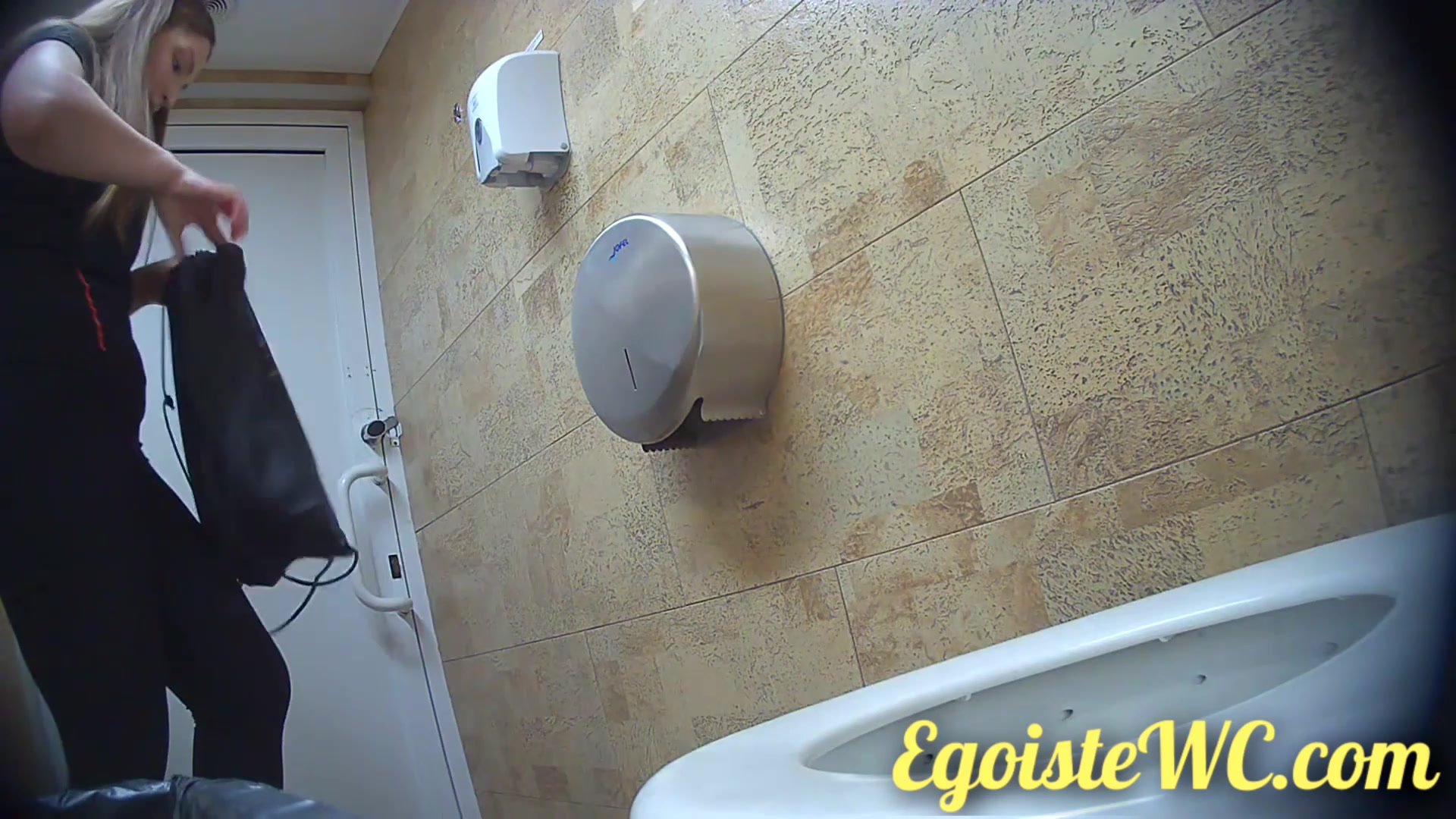 Toilet Spy — 0610(65) — screenshot 2