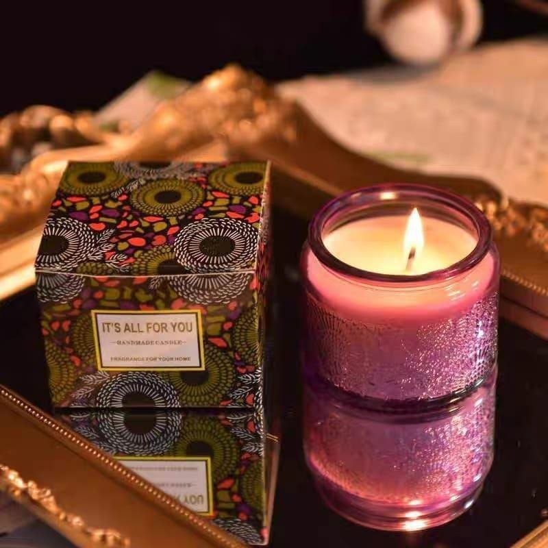 شمعة معطرة في برطمان زجاجي