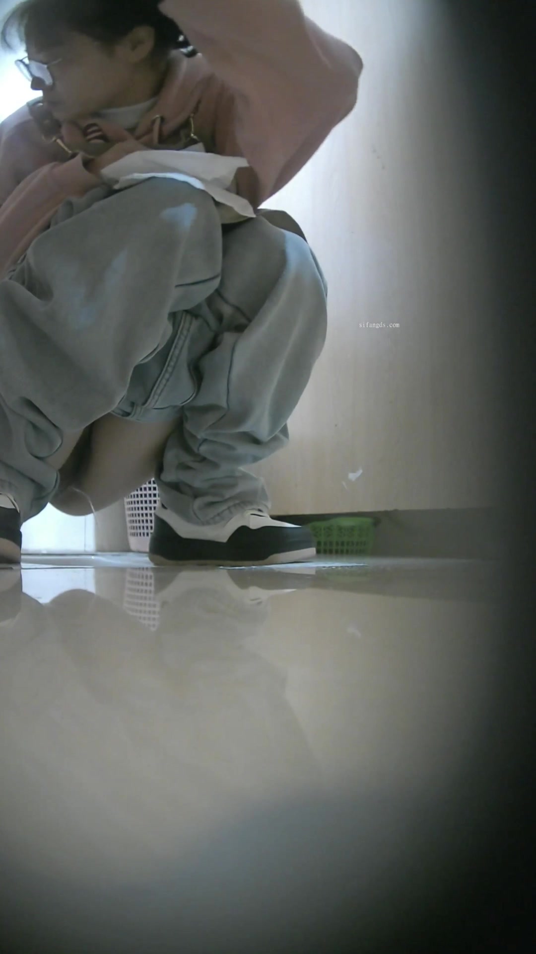 Toilet Spy — 0407 (1)(15) — screenshot 2