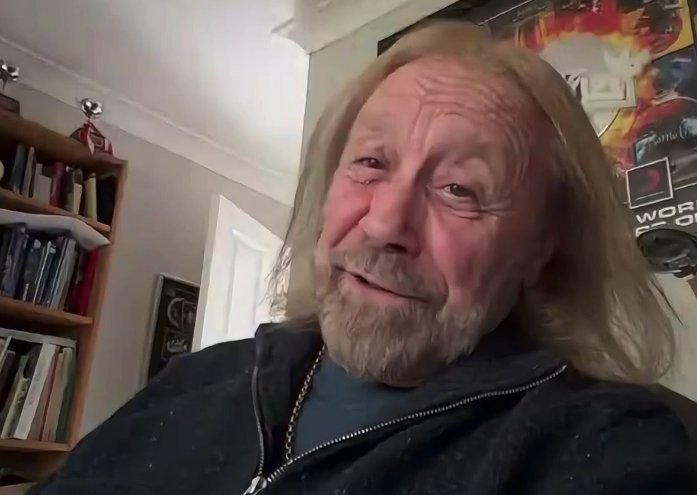Ian Hill, bajista de Judas Priest, durante una entrevista