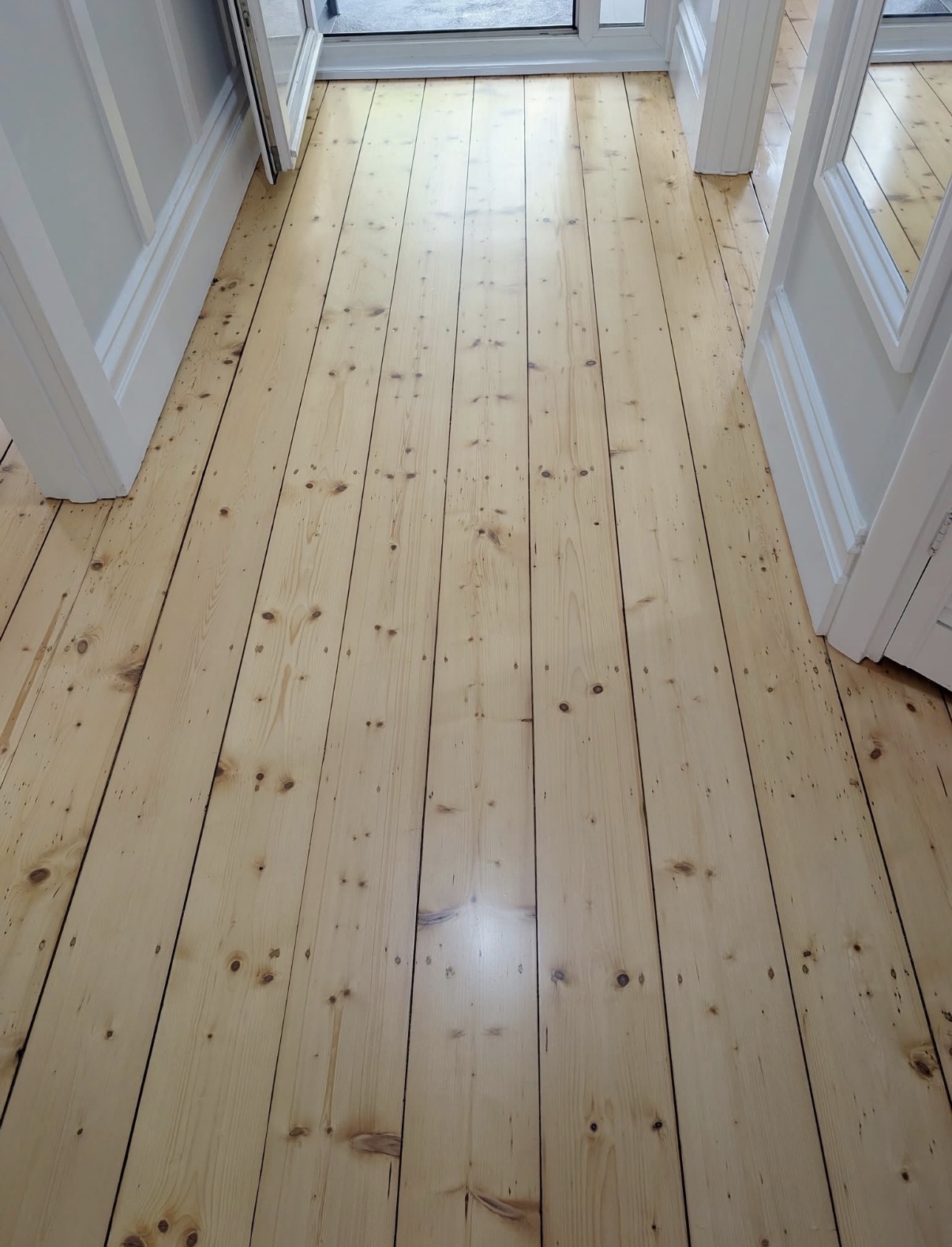 Bainbridge Pine Refinish photo 7