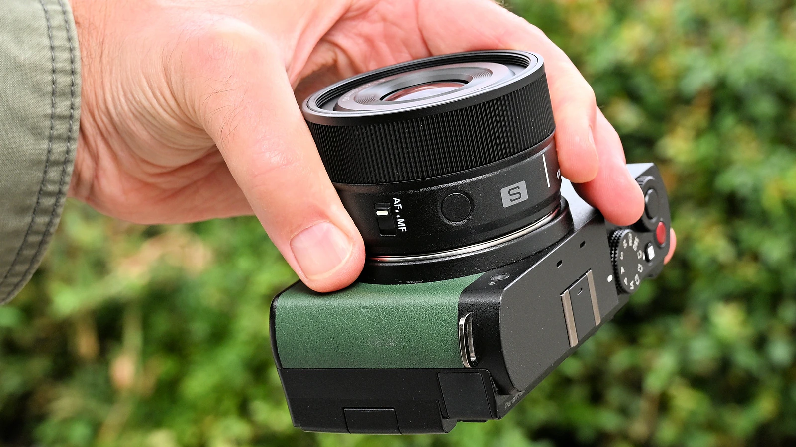 Review Panasonic Lumix S 20mm f/2.5: Góc Siêu Rộng Nhỏ Gọn - Hình 6