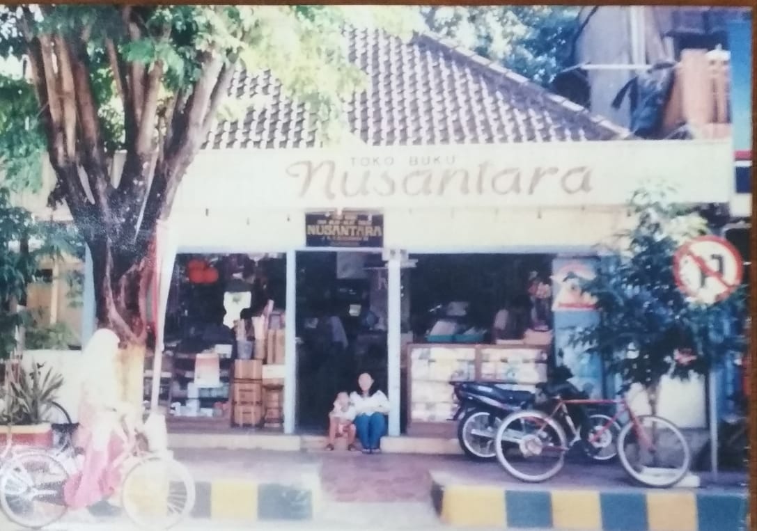 Toko Buku Nusantara
