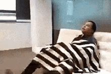 r83v1a.gif