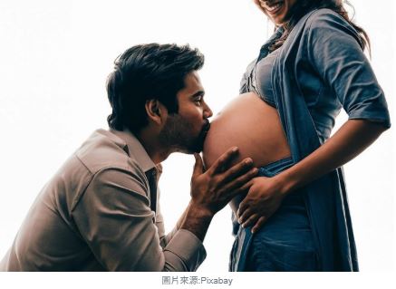 台灣代孕熱議：AI筆記為何「開放代孕」成為全民討論焦點