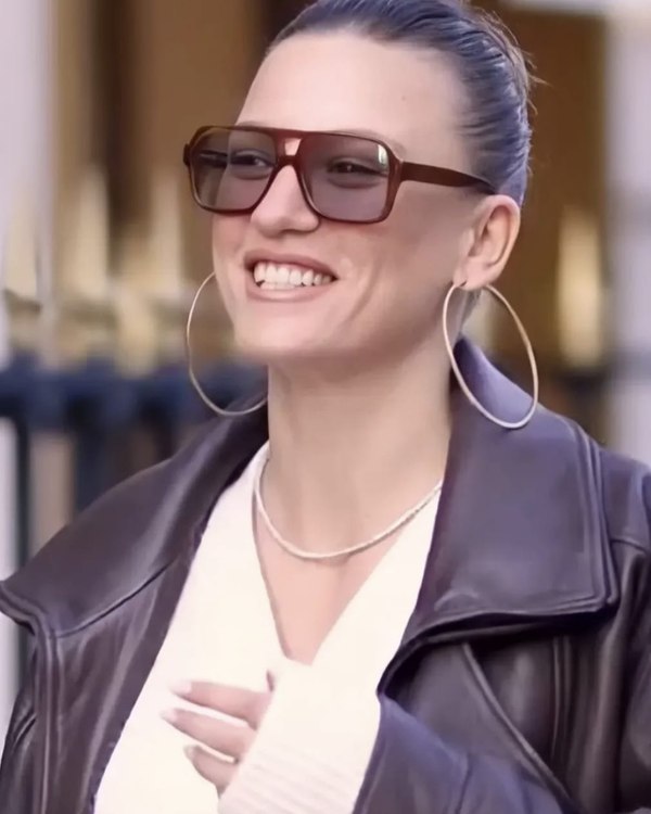 Serenay Sarıkaya MEMO gözlük